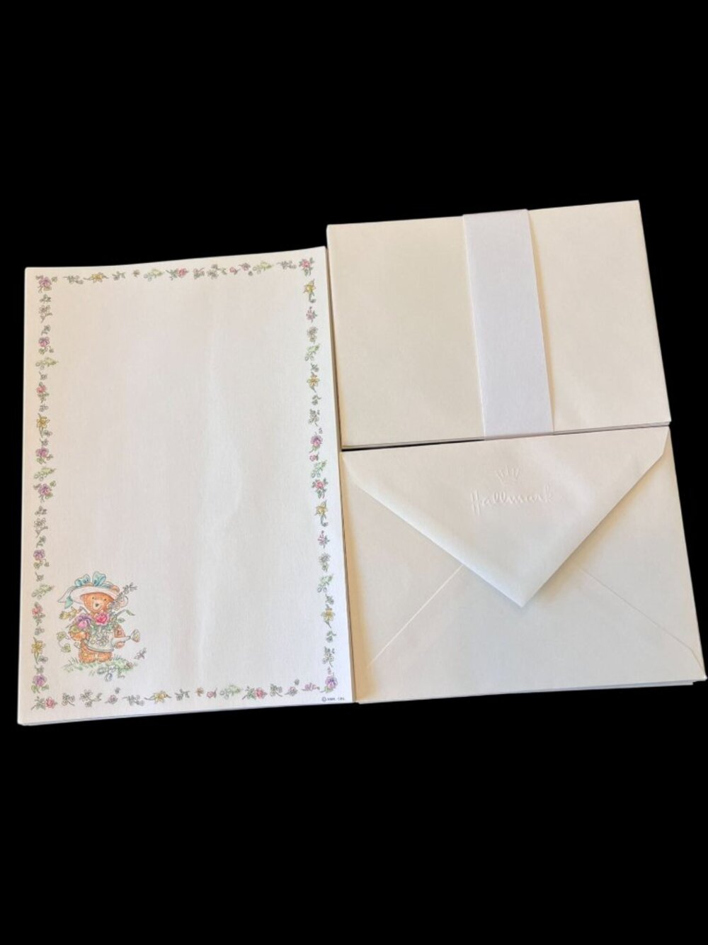 Hallmark Stationery Sheets + Envelopes Bear Watering Flowers 5"x8" Vintage